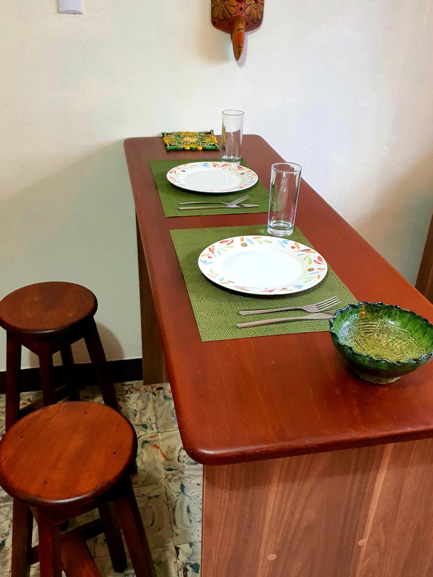 Estancia para turistas zona 4, rodeada de restaurantes, bares y lugares de interes Guatemala Habitación foto
